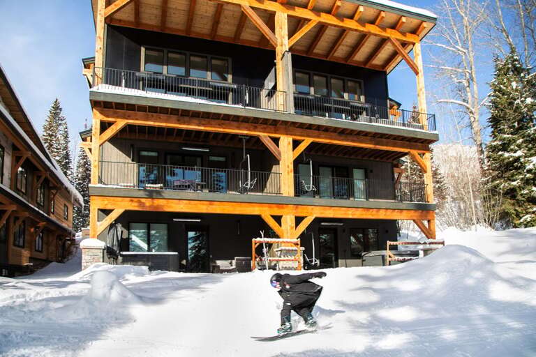 Kids can ski right up for a quick snack with the location  convenience of this property | Exterior