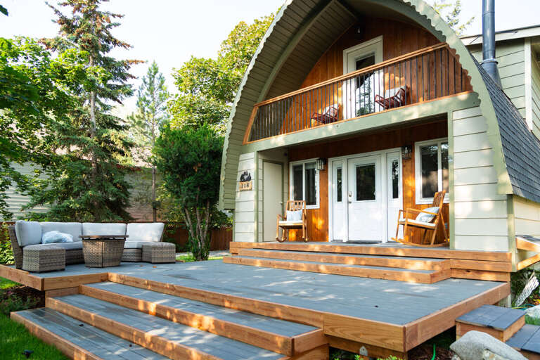 Enjoy the spacious deck | Exterior