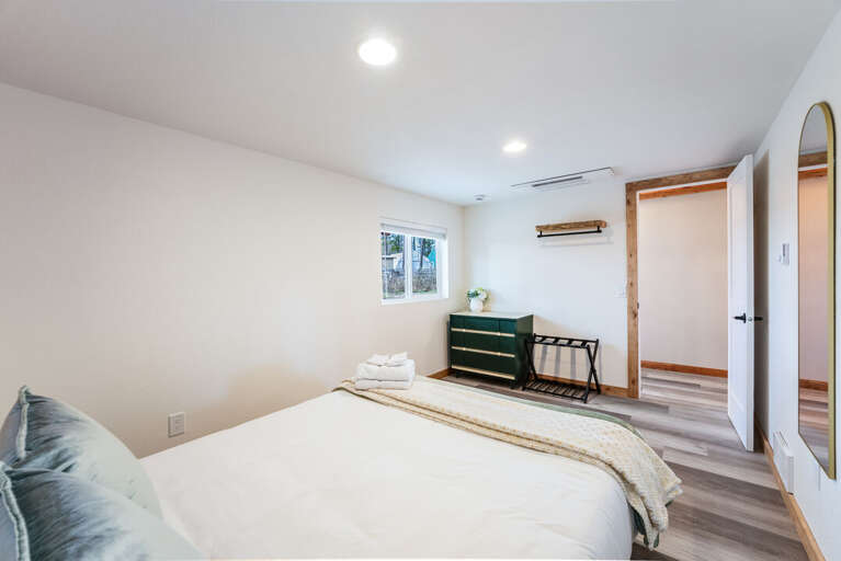 Snuggle up in bed | ADU