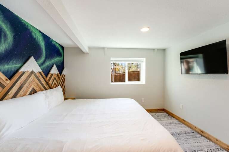 Watch TV in bed | ADU