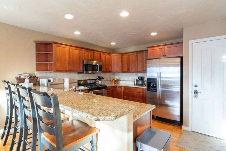 Bar Top Seating for Four | Main Level