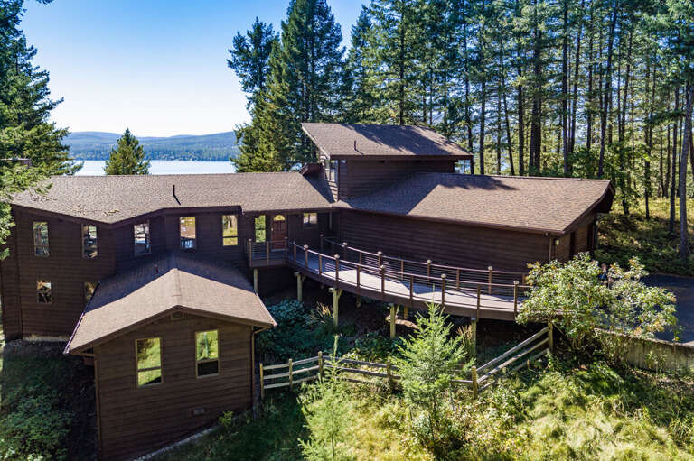 Ariel of the home| Exterior