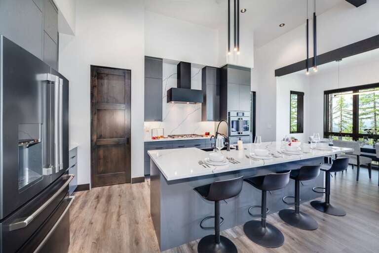 Center Island with Bar Seating | Main Level Center Island with Bar Seating | Main Level