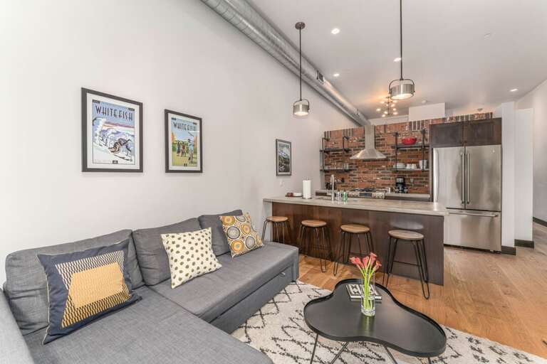 Comfortable seating for 4 in living room | Main Level