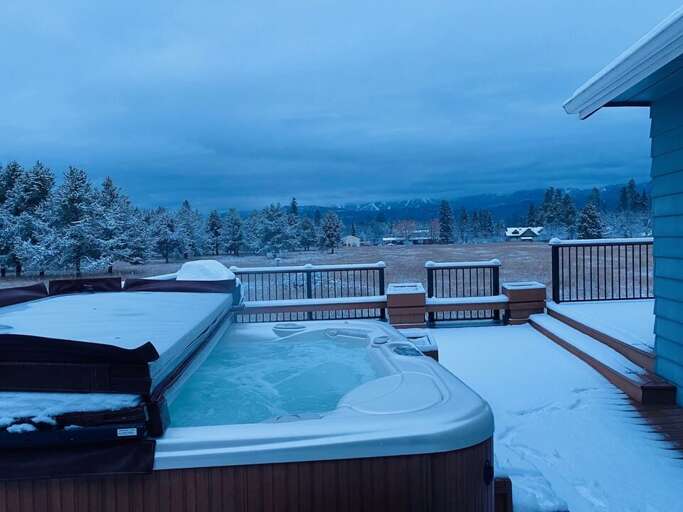 Private Hot Tub Private Hot Tub