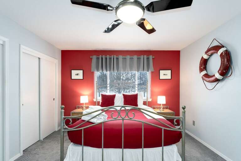 Queen-size Bed | Main Level Queen-size Bed | Main Level