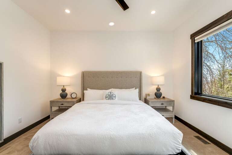 Bedroom Five (Upper/Main Level)- King Bed and En Suite Bathroom | Main Level