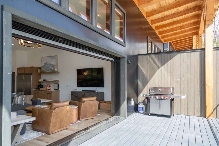 Open the Deck into the Living Room! | Exterior