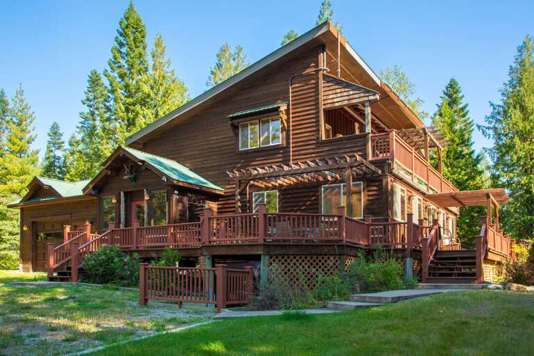 Lots of patio spaces to enjoy the sun | Exterior