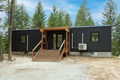 Remodeled two bedroom cabin | Exterior