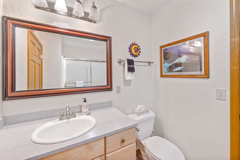 Full Shared Bath 6 with a Tub/Shower Combo | Main Level Full Shared Bath 6 with a Tub/Shower Combo | Main Level