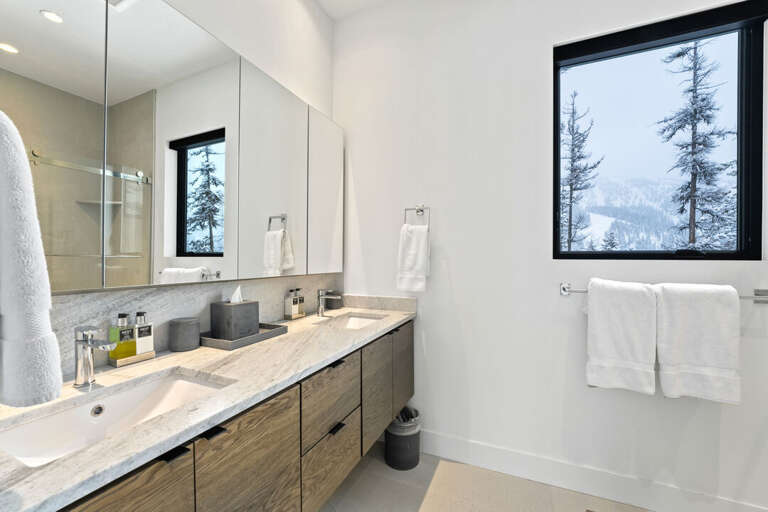 Enjoy a moment of stillness prior to the start of your day | Upper Level Enjoy a moment of stillness prior to the start of your day | Upper Level