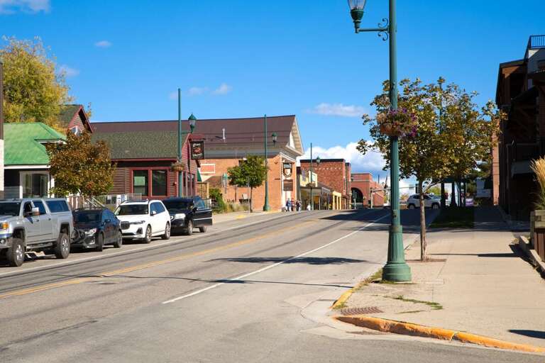 The Neighborhood | Exterior