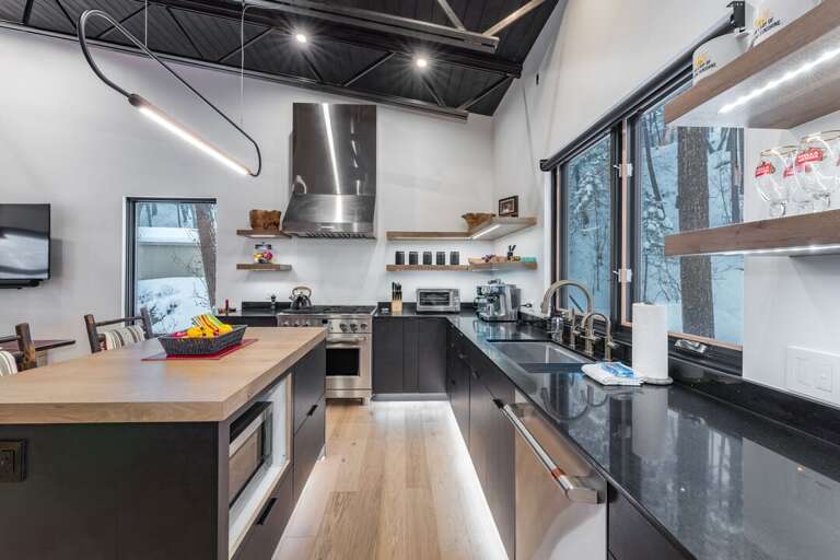 Fully Equipped Kitchen with High End Stainless Steel Appliances | Upper Level