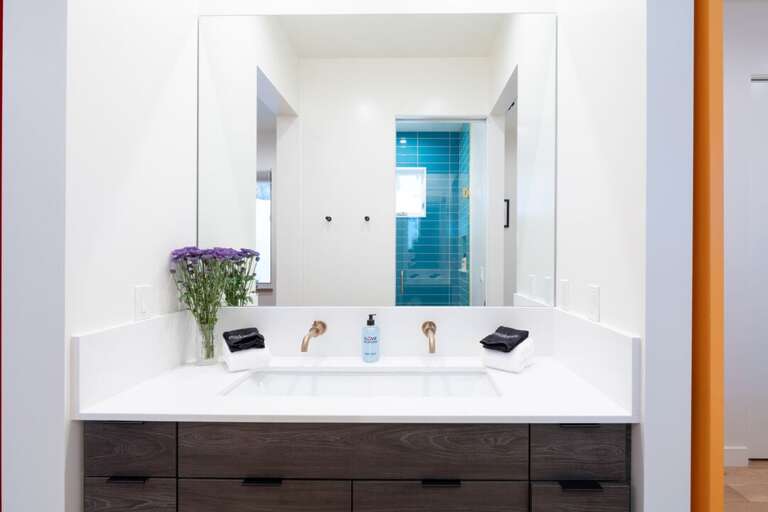 Jack and Jill Bathroom 2 with Shower | Middle Level