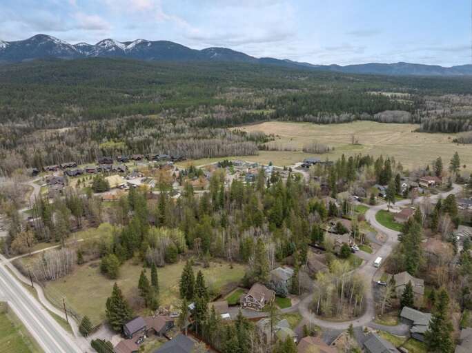 Aerial Views of the Surrounding Area | Exterior