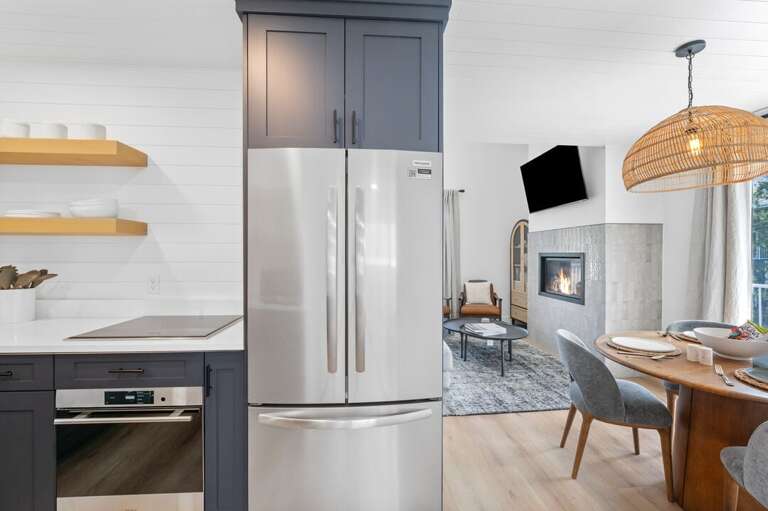 Stainless steel appliances | Main Level Stainless steel appliances | Main Level