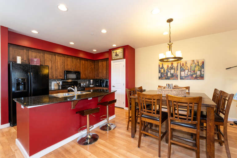 Bar Seating at the Kitchen Island | Main Level
