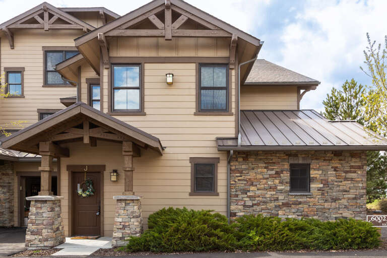 Grand Exterior | Exterior