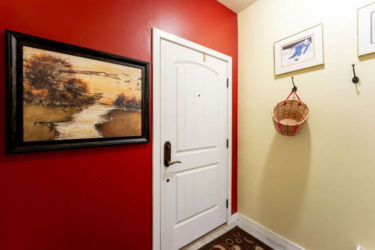 Home Entrance | Lower Level