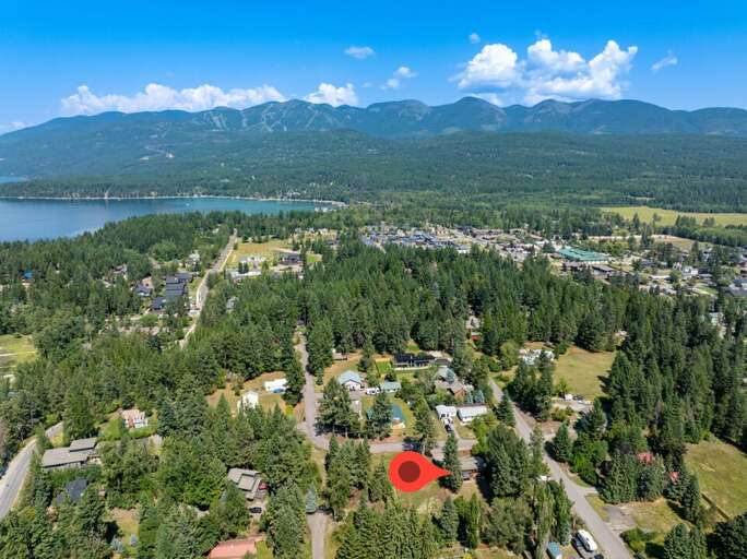 Properties Proximity to Whitefish Lake and Downtown Whitefish | Exterior