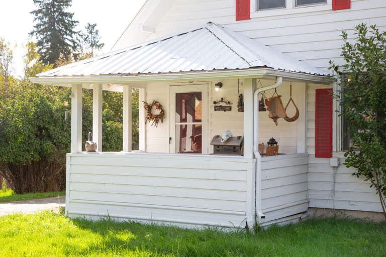 Cozy Front Porch | Exterior