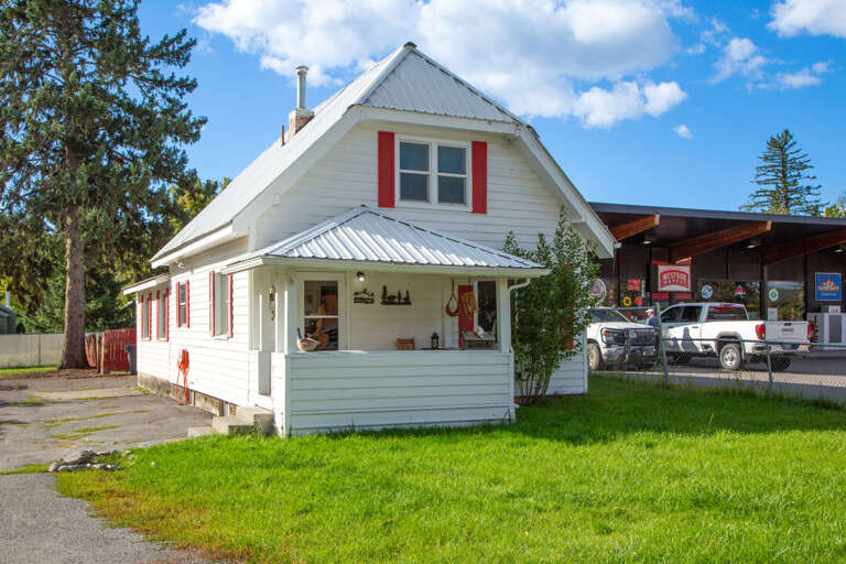 Exterior View and Front Porch | Exterior
