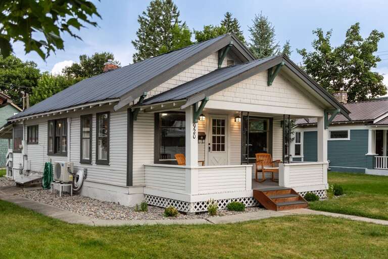 Front Porch | Exterior
