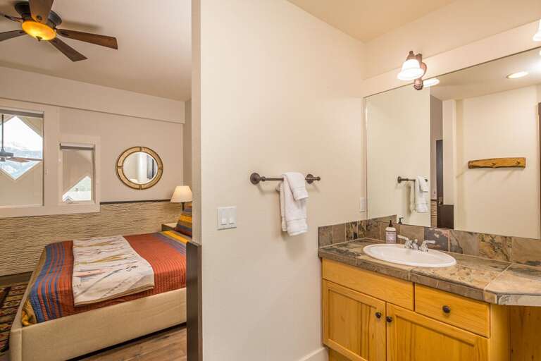 Primary En-suite Bathroom | Upper Level