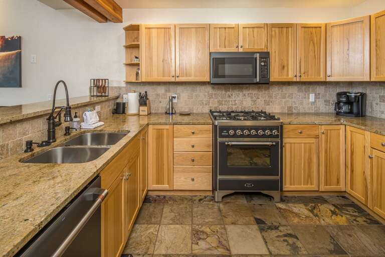 Spacious kitchen with updated appliances | Main Level