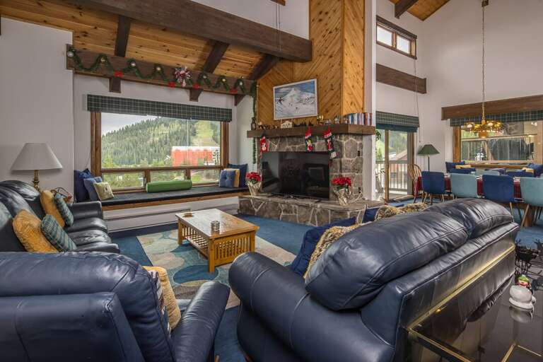 Nice place to cozy up in the morning to get ready for the day | Main Level Nice place to cozy up in the morning to get ready for the day | Main Level