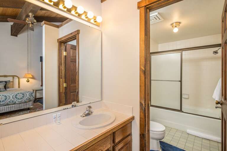 Primary ensuite bathroom