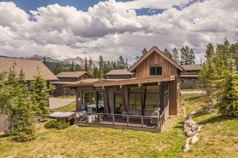 Stunning view of back porch | Exterior