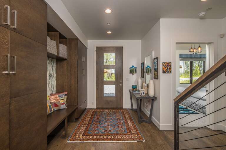 Welcoming entrance with plenty of extra storage | Interior