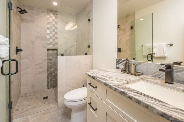 Walk - in shower with single sink vanity! Walk - in shower with single sink vanity!