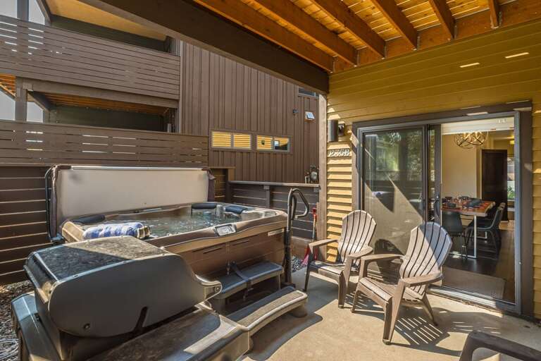 Hot Tub and Spacious Patio | Exterior Hot Tub and Spacious Patio | Exterior