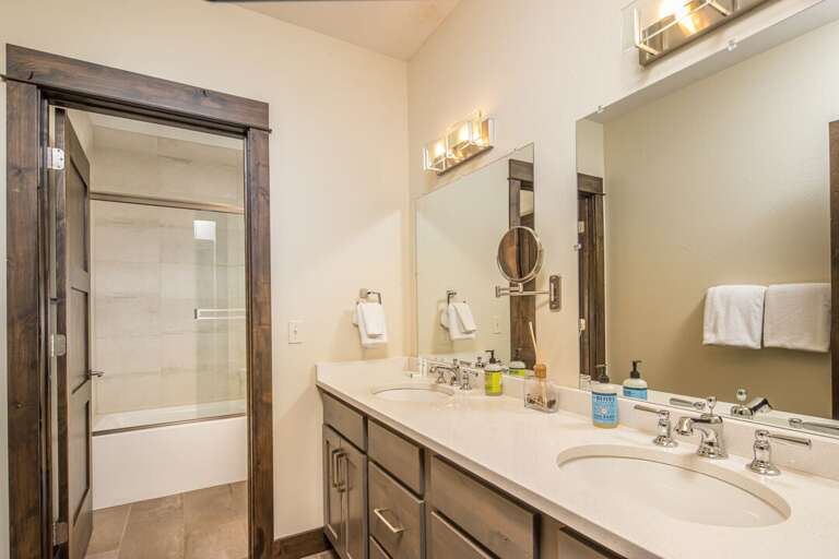 Secondary shared bathroom with dual vanity | Upper Level