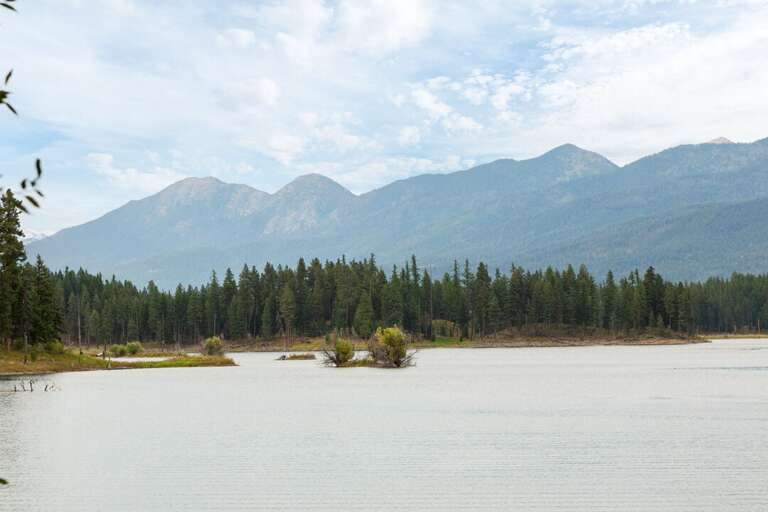 Majestic mountains bordering Echo Lake!