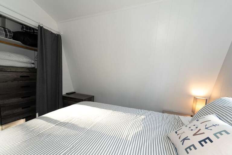 Nice closet with enough space for all your adventure clothes! | Upper Level