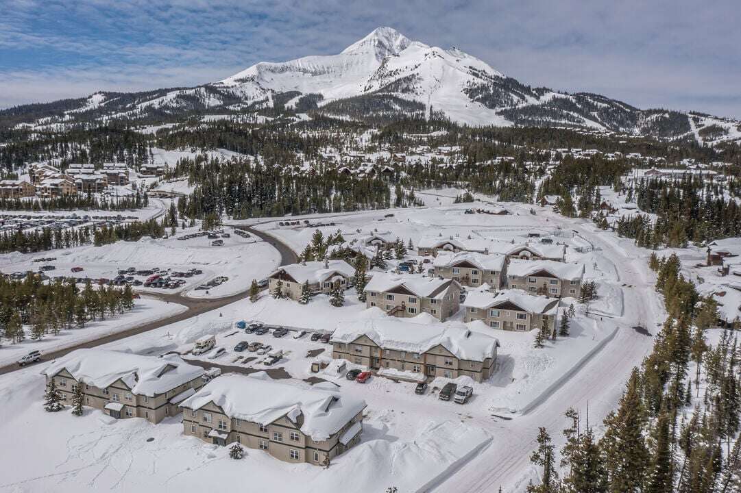 Minutes from Base at Big Sky Resort! Minutes from Base at Big Sky Resort!