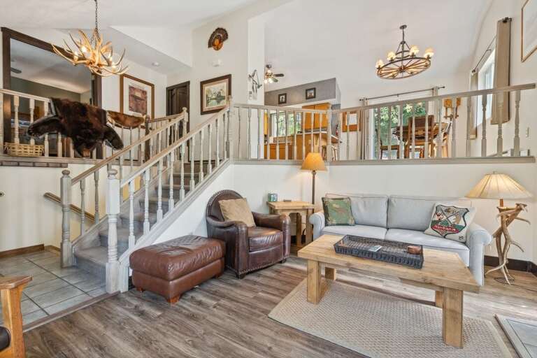 Plenty of seating to enjoy your evening with your friends and family. | Main Level