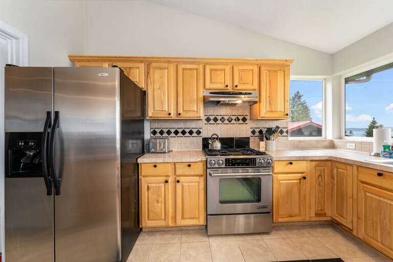 New appliances. | Main Level