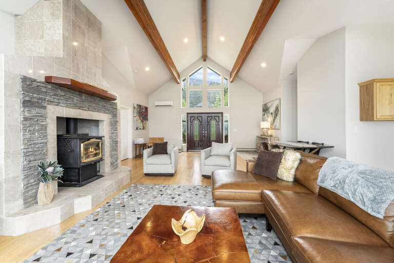 Stunning wood finishes. | Main Level
