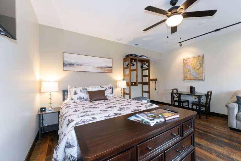 Welcome to Pine & Peak Studio!