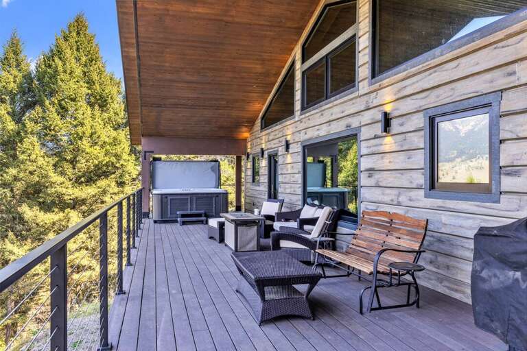 Ample seating for everyone to sit and enjoy a glass of wine and watch the stars | Upper Balcony