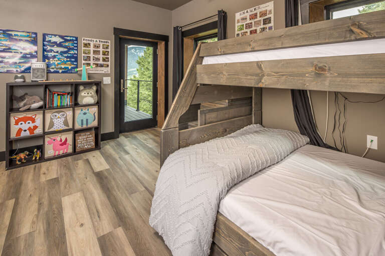 Bedroom 4, bunk room