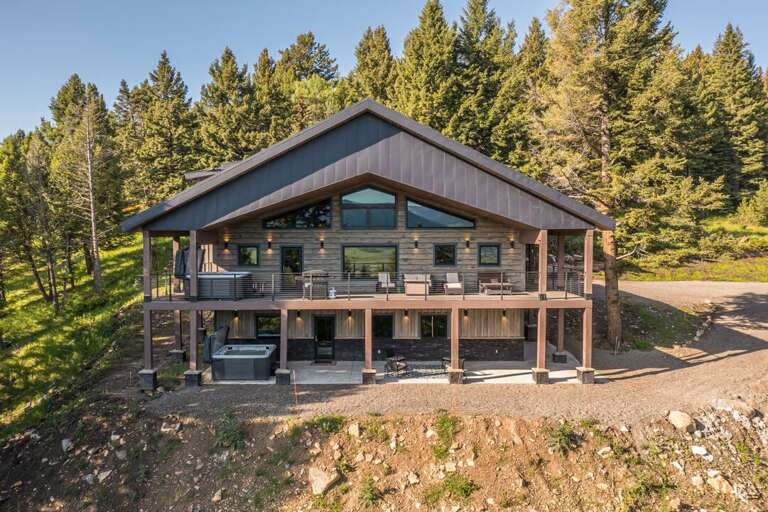 Both decks have private hot tubs