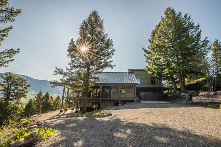 Front of home with driveway