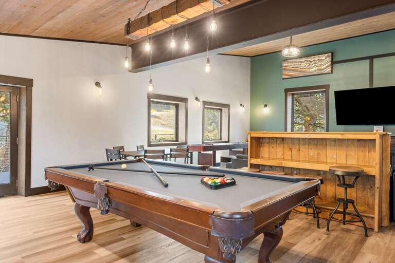 Play a game of pool with your friends | Loft