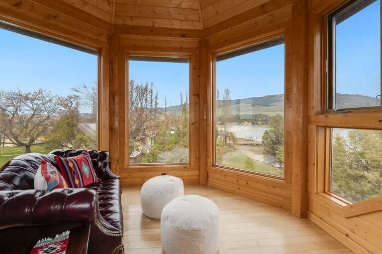 Reading nook in the loft | Upper Level